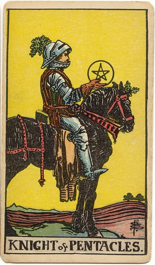 Tranh lá bài Kỵ Sĩ Tiền (Knight of Pentacles)